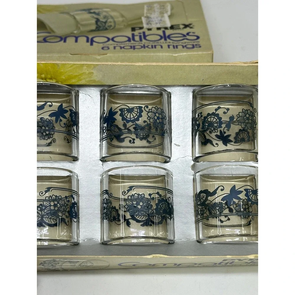 Pyrex vtg napkin